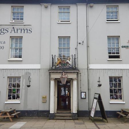 Kings Arms Hotel By Greene King Inns Уестърам Екстериор снимка