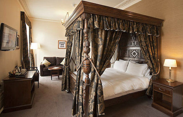 Kings Arms Hotel By Greene King Inns Уестърам Стая снимка
